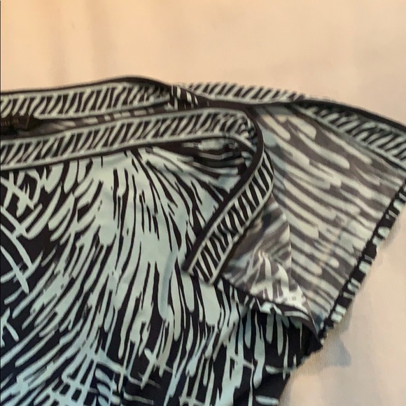 💥3/30$💥BCBG boat neck top - Picture 3 of 6